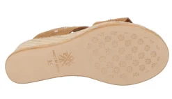 Alpargatas Marion cuero con plataforma y tachas