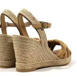 Alpargatas trenzadas color beige para mujer