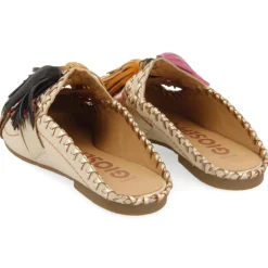 Babuchas de piel con borlas XL Gioseppo Papantla