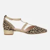 Bailarinas de piel en animal print leopardo con pulseras