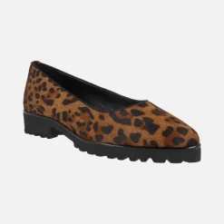 Bailarinas de piel Ruka en animal print leopardo con piso track