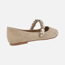 Bailarinas en ante beige con pulsera de pedrería