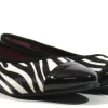 Bailarinas en combinado de cebra y charol negro