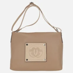 Bolsos de piel con asa bandolera regulable y parche con logo
