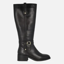 Botas altas de piel con adorno de hebilla y nudo