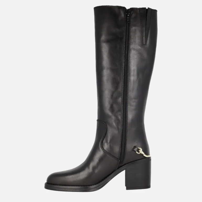Botas altas en piel negra Alpe Leyna con adorno dorado en el talón