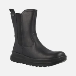 Botas bajas en piel negra con membrana Gore-tex