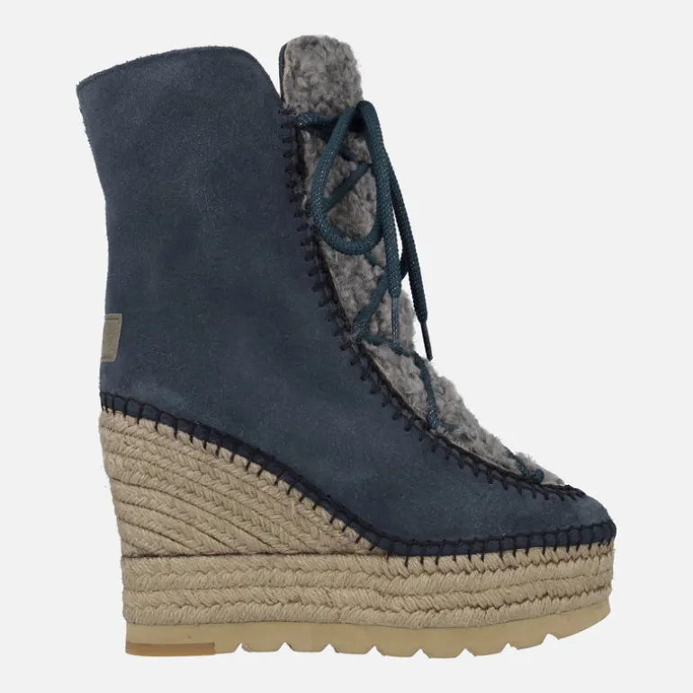 Botas de ante estilo esquimal con pala de borreguillo y cuña alta de yute