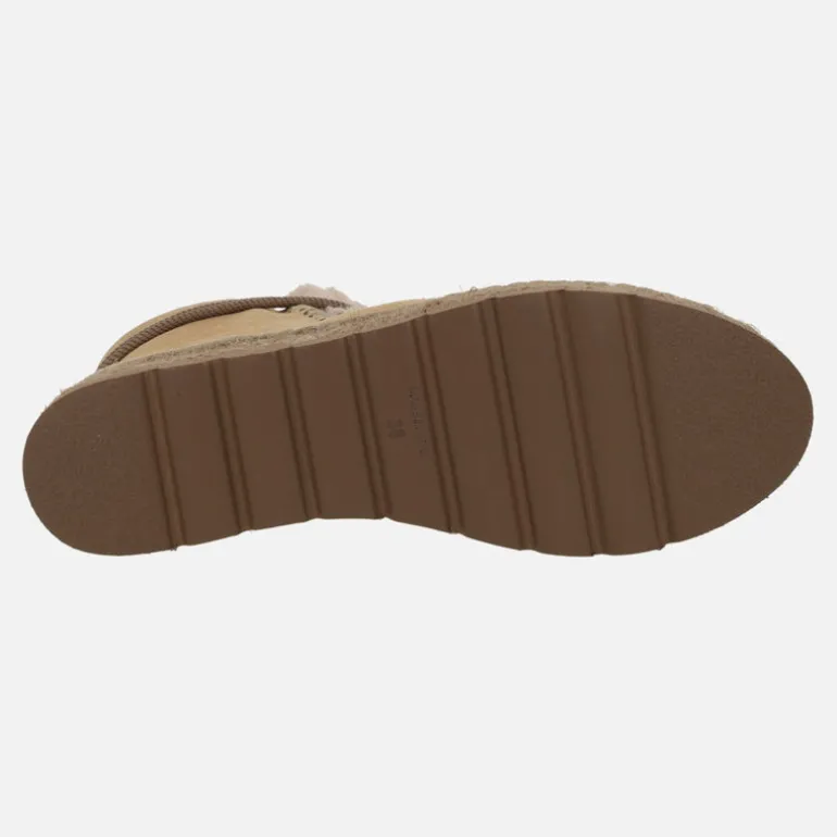 Botas de ante estilo esquimal con pala de borreguillo y plataforma de yute