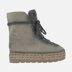 Botas de ante estilo esquimal con pala de borreguillo y plataforma de yute