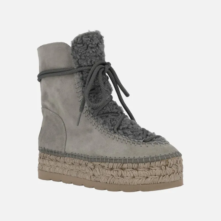 Botas de ante estilo esquimal con pala de borreguillo y plataforma de yute