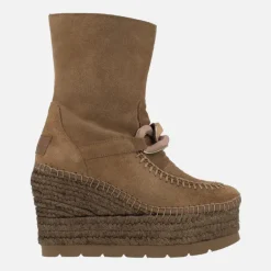Botas de serraje con adorno de cadena y plataforma de yute
