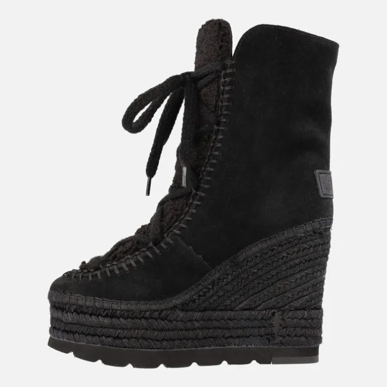 Botas de serraje con cuña alta de yute y pala de borreguillo