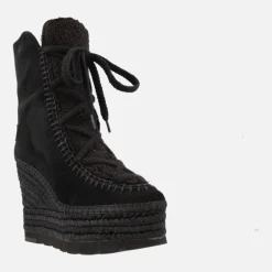 Botas de serraje con cuña alta de yute y pala de borreguillo
