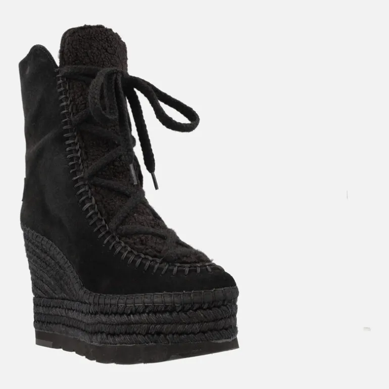 Botas de serraje con cuña alta de yute y pala de borreguillo
