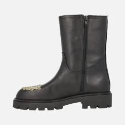 Botas negras de piel Agnes con tachas doradas en la puntera