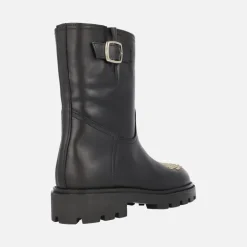 Botas negras de piel Agnes con tachas doradas en la puntera