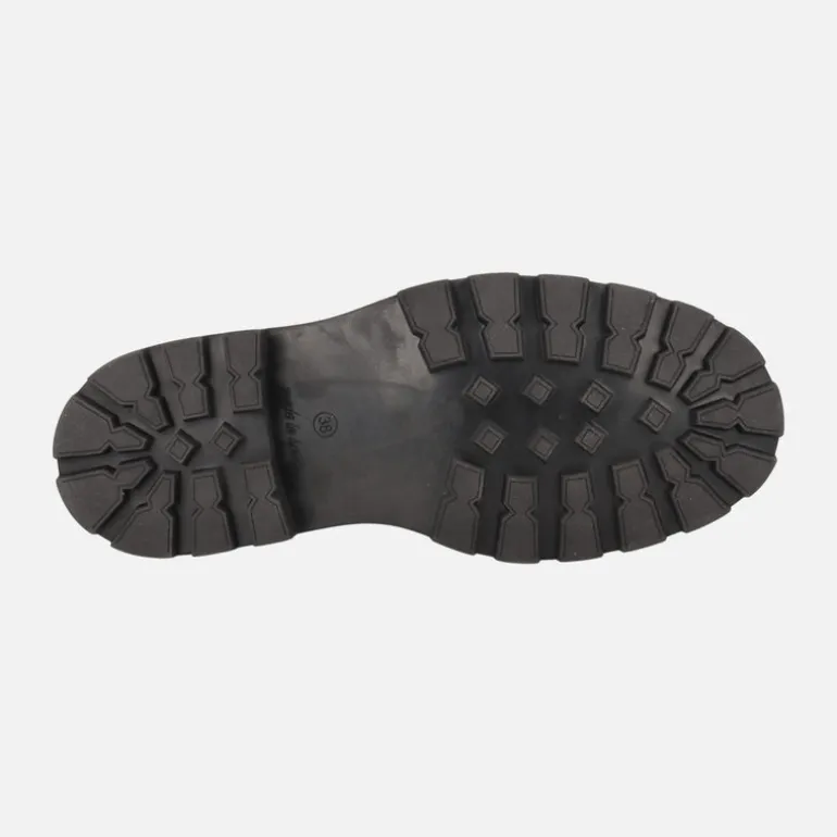 Botas negras de piel Agnes con tachas doradas en la puntera