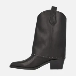 Botas negras de piel Carmela estilo cowboy con detalle de tachas