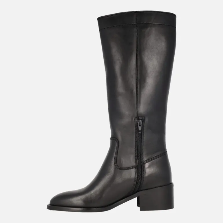 Botas negras de piel con caña alta y tacón bajo Lyra