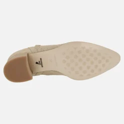 Botines Azahara grabado de Popa en serraje beige con detalle de picados