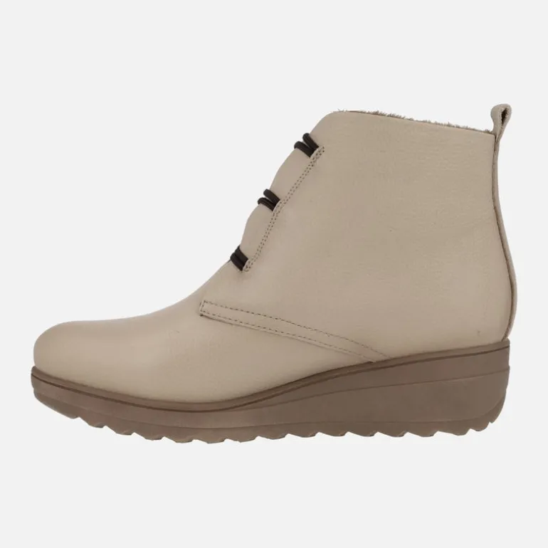 Botines confort de piel con cierre de botones y forro de pelo