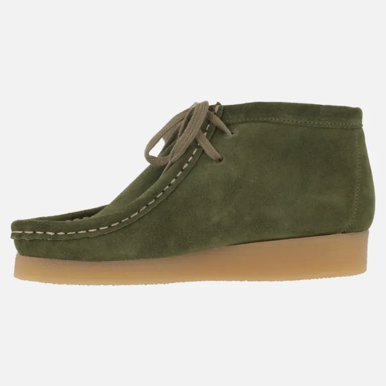 Botines de cordones en piel serraje estilo wallabee
