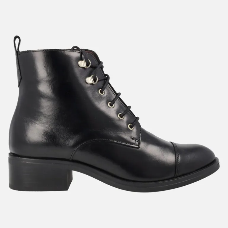 Botines de cordones para mujer en piel negra Funchal