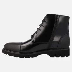 Botines de cordones para hombre en antik negro con talón y puntera mates
