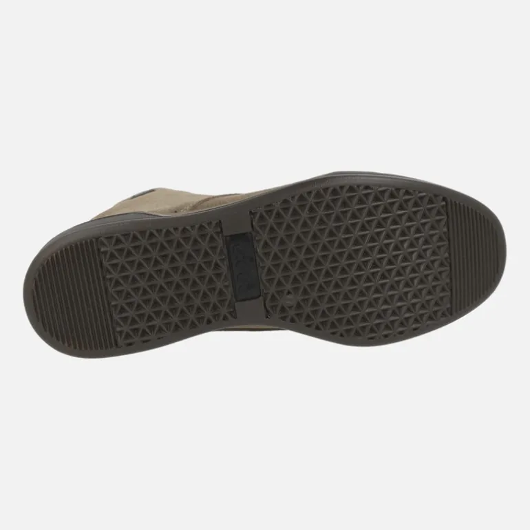 Botines de cordones para hombre en serraje taupe con membrana Gore-tex