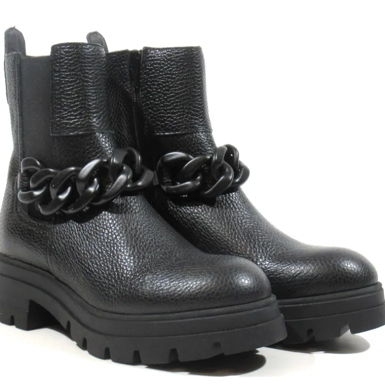 Botines de piel con adorno de cadena para mujer