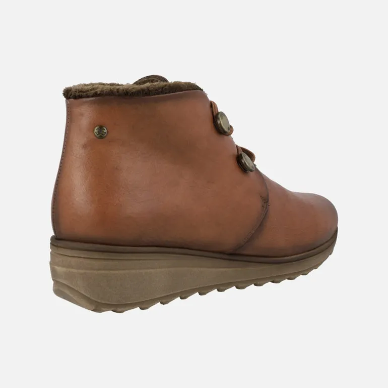 Botines de piel con elásticos y forro de pelo