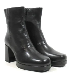 Botines de piel con plataforma y horma cuadrada