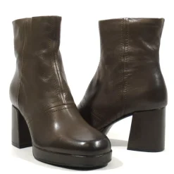 Botines de piel con plataforma y horma cuadrada