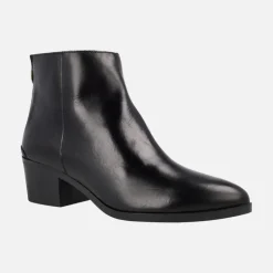 Botines de piel con tacón medio y cremallera trasera