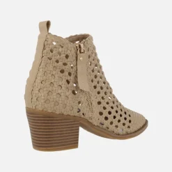 Botines de piel trenzada color beige con cremalleras