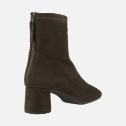Botines de tacón medio en piel serraje Doha