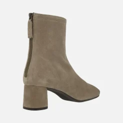 Botines de tacón medio en piel serraje Doha