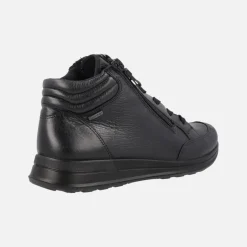 Botines deportivos en piel negra con membrana Gore-tex