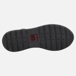 Botines deportivos en piel negra con membrana Gore-tex