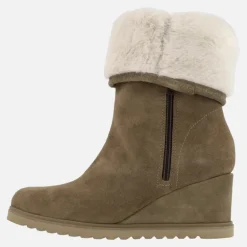 Botines en serraje taupe con vuelta de pelo beige