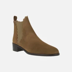 Botines estilo chelsea en piel serraje color cuero