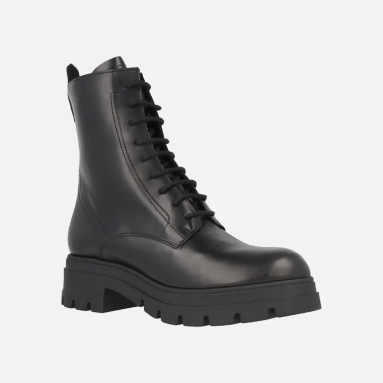 Botines negros de piel con cordones estilo militar con piso track