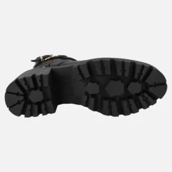 Botines negros de piel con cordones y piso track