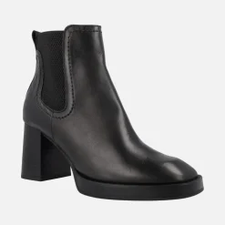 Botines negros de piel estilo chelsea con tacón alto