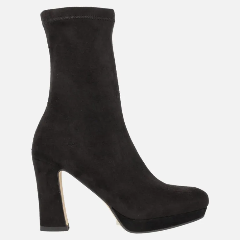 Botines negros de tejido elástico textura ante con tacón alto y plataforma