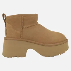 Botines UGG Classic Ultra Mini New heights con tacón