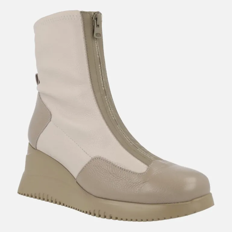 Botines Wonders India con cuña Extralight
