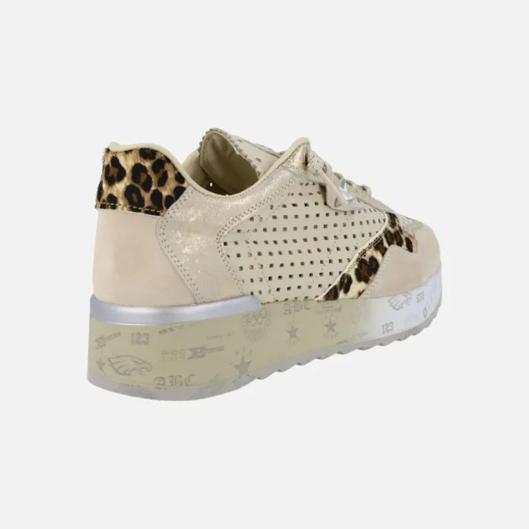 Deportivas de piel troqueladas con detalles en animal print