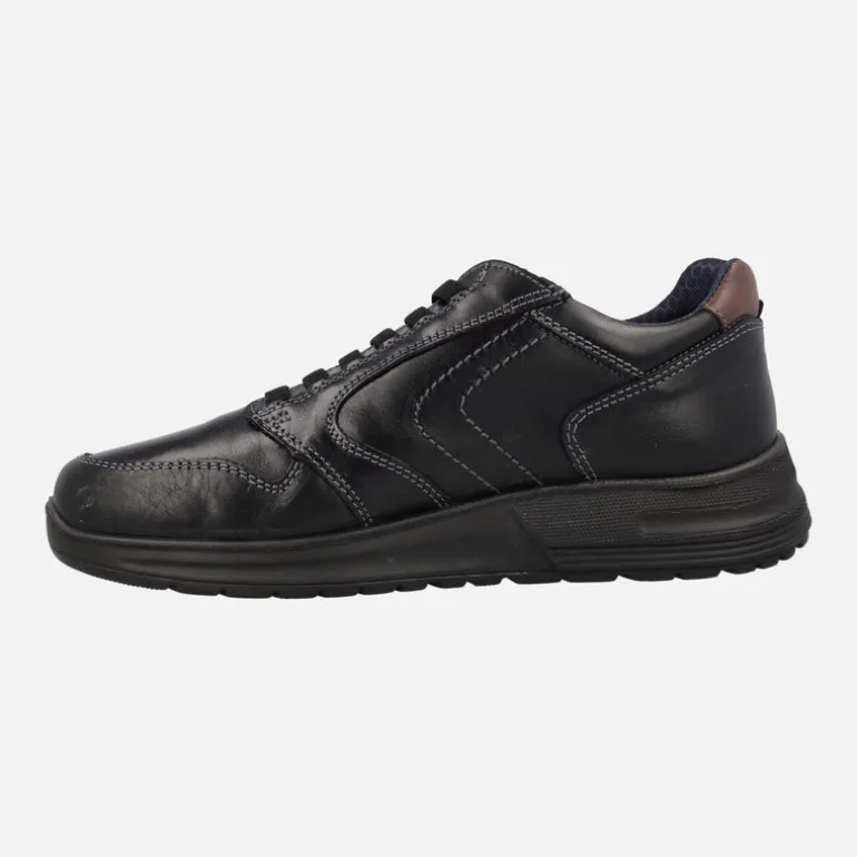 Deportivos negros de piel para hombre con cordones